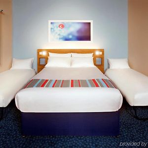 Travelodge Battersea